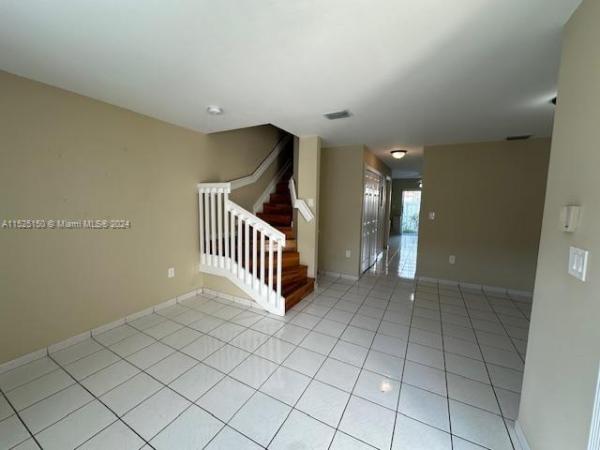 Kendale Lakes No HOA, 13877 SW 63rd St #13877, Kendale Lakes, Florida 33183, image 3