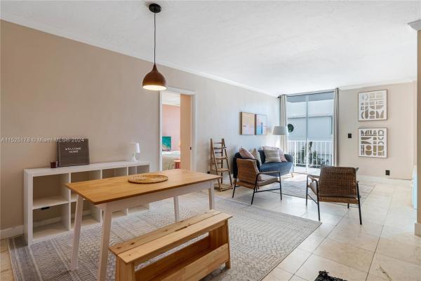 Clearview Towers, 2829 Indian Creek Dr #307, Miami Beach, Florida 33140, image 3