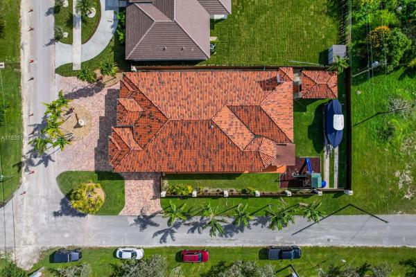 Lincoln City, 9890 SW 213th St, Cutler Bay, Florida 33189, image 1