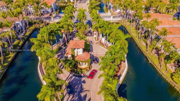 Aventura Lakes, 20715 NE 30th Pl, Aventura, Florida 33180, image 1
