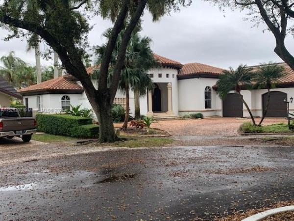 Royal Oaks, 16563 NW 83rd Pl, Miami Lakes, Florida 33016, image 3
