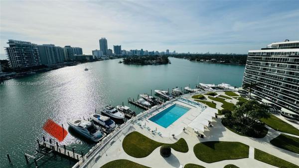 King Cole, 900 Bay Dr. Ds22, Miami Beach, Florida 33141, image 1