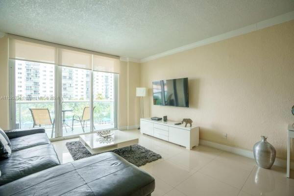 Ocean Reserve, 19370 Collins Ave #404, Sunny Isles Beach, Florida 33160, image 2