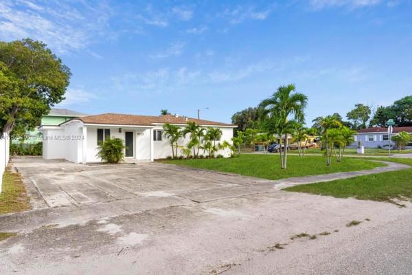 Elson Manors, 8523 NW 35th Pl, West Little River, Florida 33147, image 3
