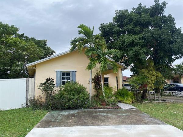 Sunny Gardens Estates, 11289 SW 155th Ln, Palmetto Estates, Florida 33157, image 1