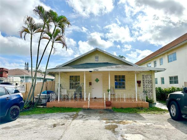 Hollywood Little Ranches, 2742 Pierce St, Hollywood, Florida 33020, image 2