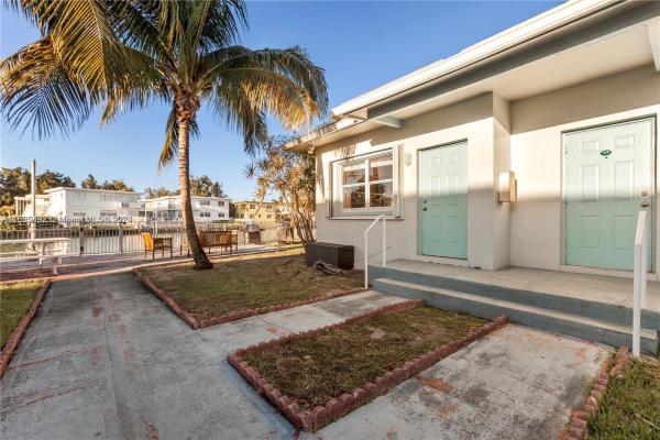 Marseille Deco, 1239 Marseille Dr #8, Miami Beach, Florida 33141, image 1