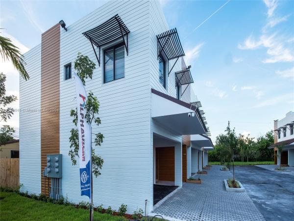Alphaville, 954 NW 8th St 0, Florida City, Florida 33034, image 1