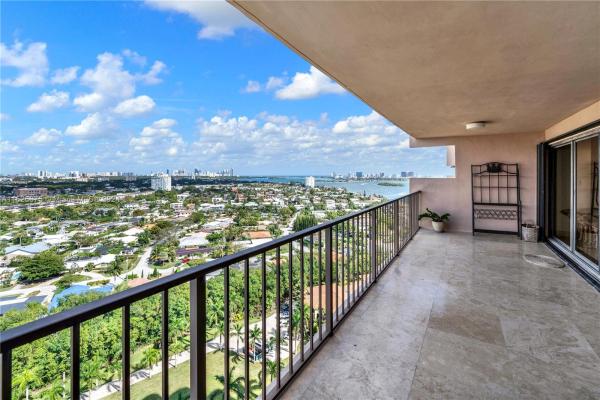 Cricket Club, 1800 NE 114th St #2102, Westview, Florida 33181, image 1