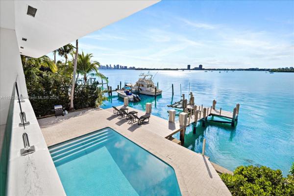 North Bay Island, 7720 Miami View Dr, North Bay Village, Florida 33141, image 1