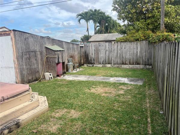 225 SW 104th Ct, Sweetwater, Florida 33174, image 3