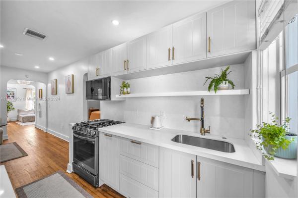 1236 Drexel, 1236 Drexel Ave #3, Miami Beach, Florida 33139, image 1
