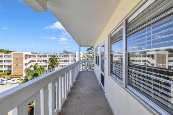 Grantham, 416 Grantham A, Deerfield Beach, Florida 33442, image 3