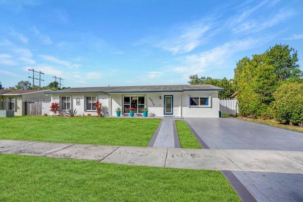 Devon Aire Estates, 10710 SW 126th Ave, The Crossings, Florida 33186, image 2