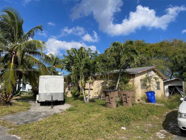 Commonwealth Manor, 1220 SW 6th Ter, Deerfield Beach, Florida 33441, image 1