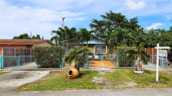 Hialeah Park, 665 SE 7th Pl, Hialeah, Florida 33010, image 1