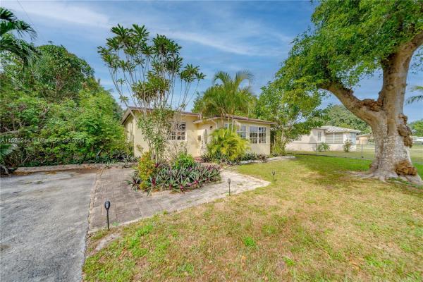 Washington Heights, 1010 S 24th Ter, Hollywood, Florida 33020, image 1