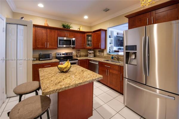 Pine Bay, 9008 NW 54th St, Sunrise, Florida 33351, image 3