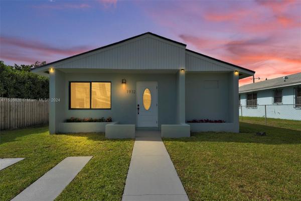 Ericksons, 1932 NW 2nd Ct, Miami, Florida 33136, image 2