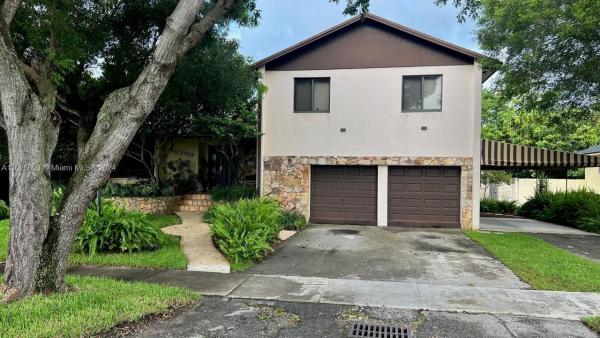 Glen Cove, 10300 SW 116th Ave, Kendall, Florida 33176, image 1