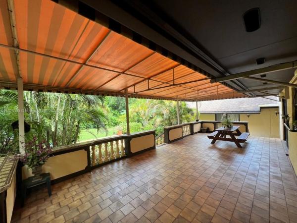 Glen Cove, 10300 SW 116th Ave, Kendall, Florida 33176, image 3
