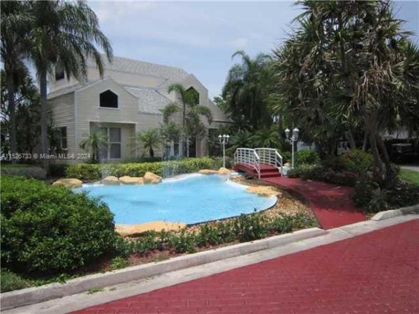 Summer Lake, 3437 NW 44th St #202, Oakland Park, Florida 33309, image 1