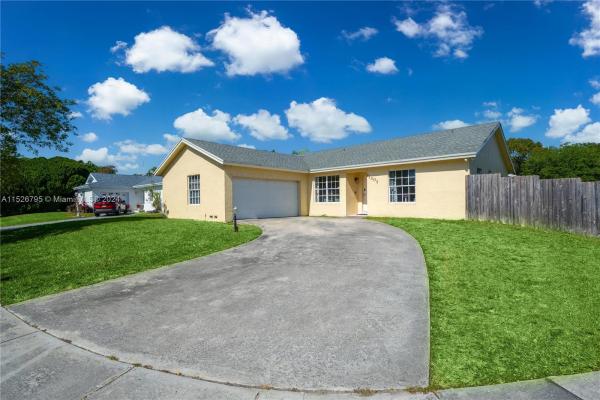 Coral Woods, 11301 SW 155th St, Palmetto Estates, Florida 33157, image 3