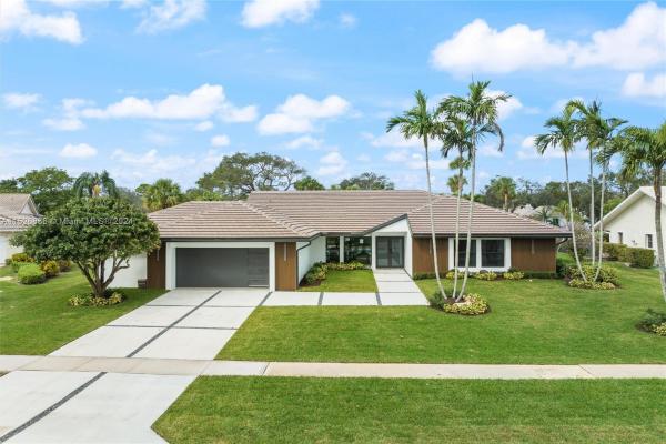 Delaire Country Club, 16675 Sweet Bay Dr, Delray Beach, Florida 33445, image 1