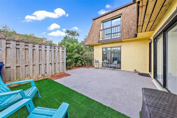 Sims Creek Of Jupiter, 110 N Delaware Blvd #9B, Jupiter, Florida 33458, image 1