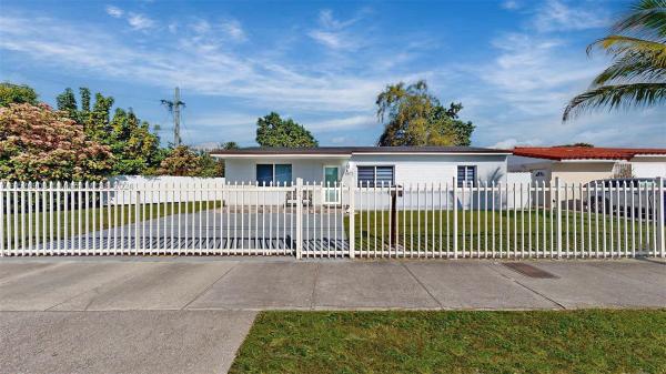 Flagler Terrace, 5571 SW 2nd St, Miami, Florida 33134, image 1