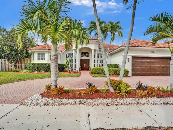 Majestic Bay, 12843 NW 22nd Mnr, Pembroke Pines, Florida 33028, image 1