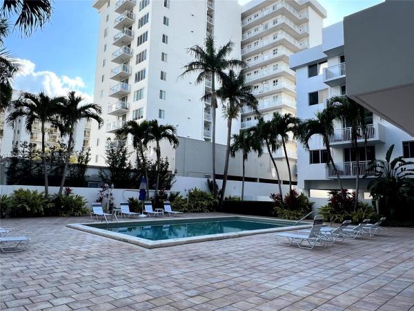West Bay Gardens, 1665 Bay Rd #425, Miami Beach, Florida 33139, image 2