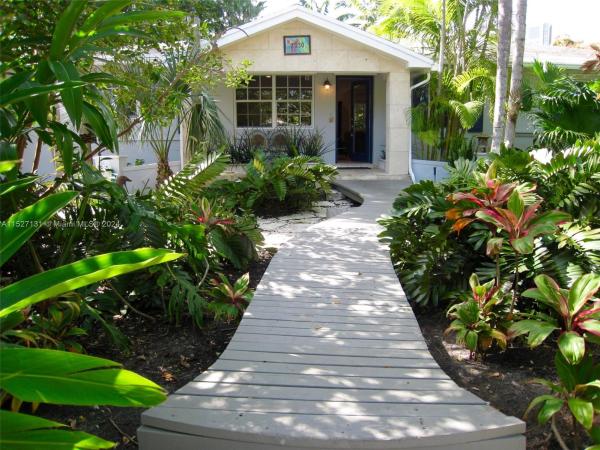Highway, 9330 SW 72nd Ave, Pinecrest, Florida 33156, image 3