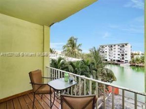 Domino One, 8001 Crespi Blvd #3B, Miami Beach, Florida 33141, image 3