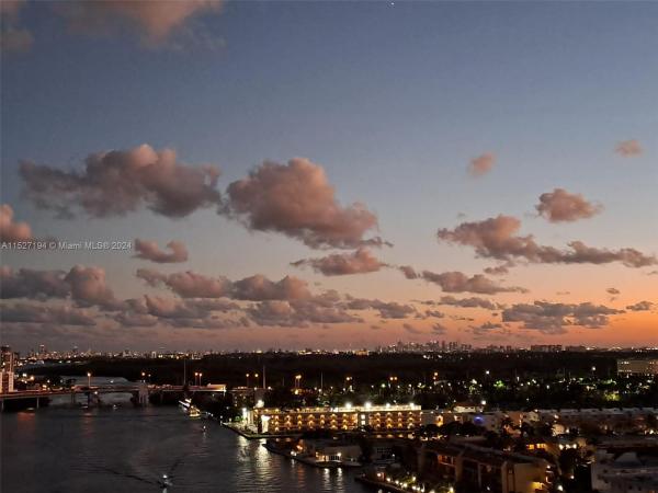 Winston Towers 500, 301 174th St #1805, Sunny Isles Beach, Florida 33160, image 1