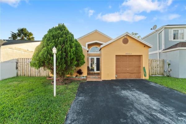 Catalina West, 10142 SW 223rd Ter, Cutler Bay, Florida 33190, image 2