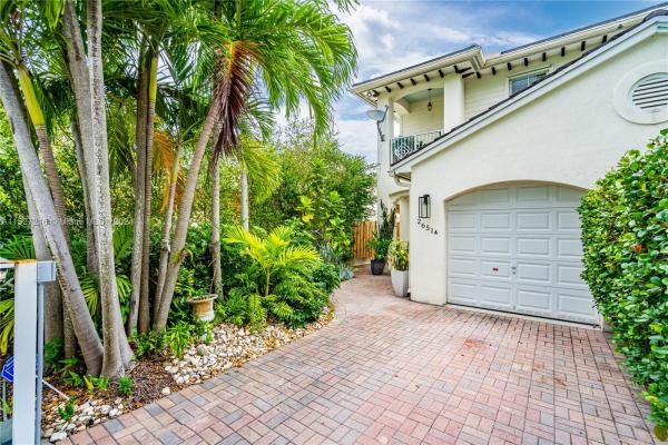 South Bay Estates, 2651 SW 31st Pl #2651A, Miami, Florida 33133, image 2