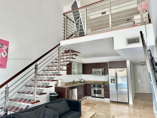 Brickell On The River South Tower, 41 SE 5th St #1706, Miami, Florida 33131, image 2