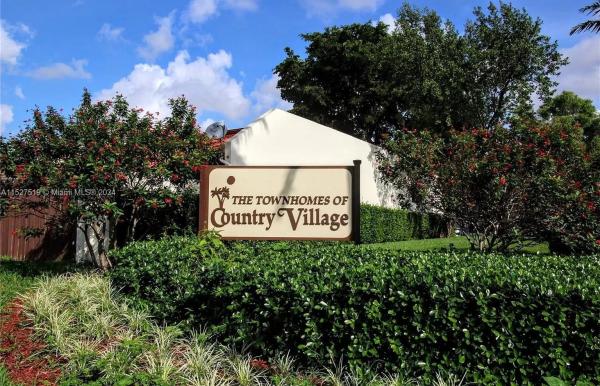 Townhomes Of Country Lake, 19269 NW 64th Ct #19269, Country Club, Florida 33015, image 1