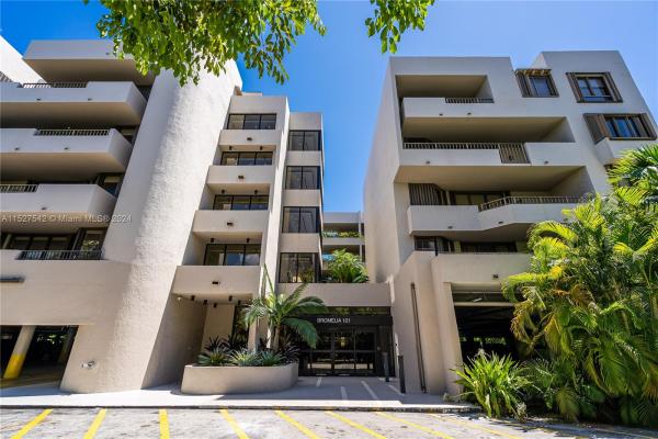 Botanica At Key Colony, 121 Crandon Blvd #249, Key Biscayne, Florida 33149, image 3