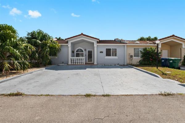 San Mateo, 17235 NW 73rd Path, Country Club, Florida 33015, image 1