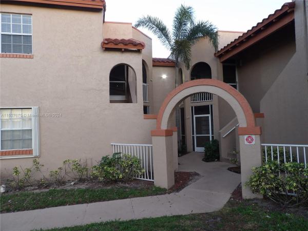 Windmill Lakes, 433 SW 86th Ave #206, Pembroke Pines, Florida 33025, image 1