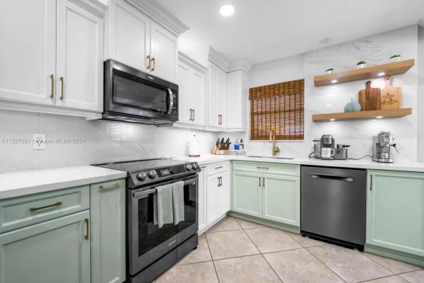 Dixie Estates, 15250 SW 298th Ter, Leisure City, Florida 33033, image 3