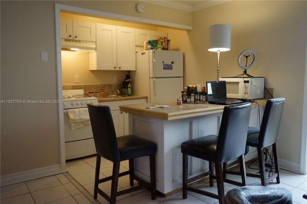 Half Moon Towers, 5055 NW 7th St #405, Miami, Florida 33126, image 3