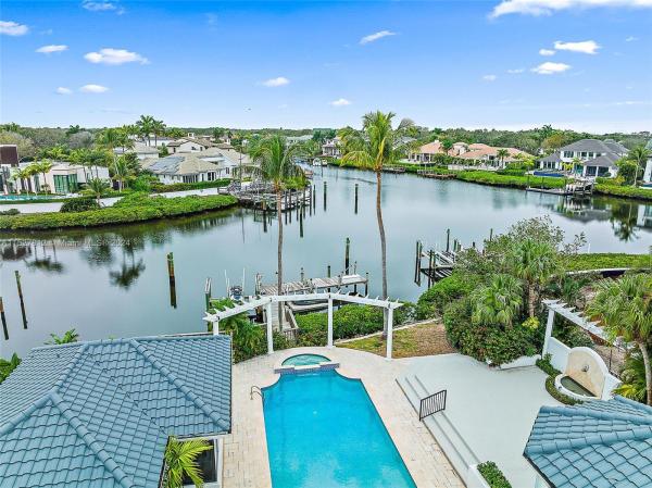 Admirals Cove, 386 Eagle Dr, Jupiter, Florida 33477, image 2