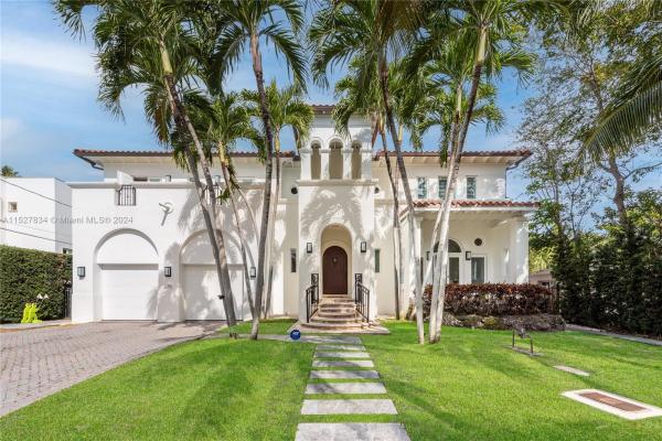 Biscayne Key Estates, 375 Harbor Ln, Key Biscayne, Florida 33149, image 1