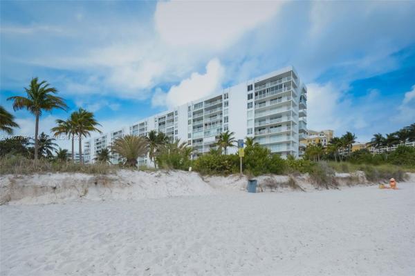 Sands Of Key Biscayne, 615 Ocean Dr #8B, Key Biscayne, Florida 33149, image 1