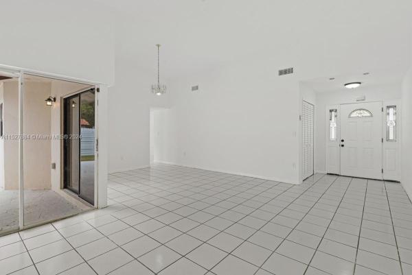 Fairview Homes, 10311 SW 135th Ct, Kendall, Florida 33186, image 3