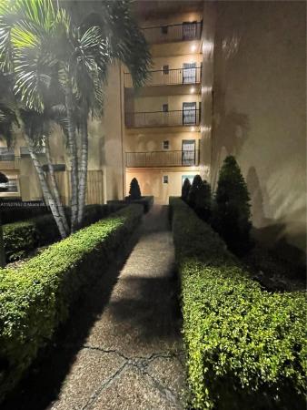 Towers Of Westland, 4490 W 19th Ct #B415, Hialeah, Florida 33012, image 1