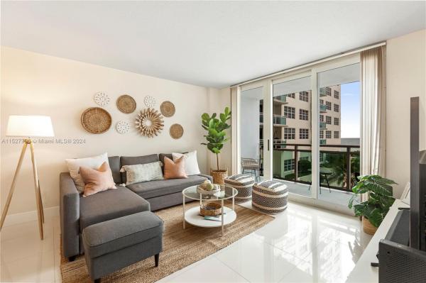 The Collins, 6917 Collins Ave #411, Miami Beach, Florida 33141, image 3